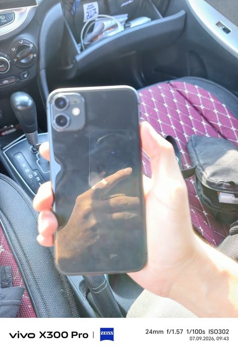 Продам iphone 11