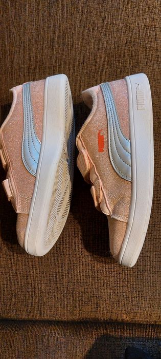 Adidași Puma glitter roz , nr.35