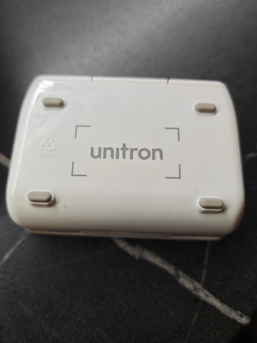 Aparate auditive unitron stânga dreapta