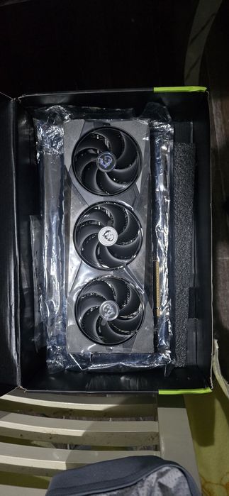 Msi Rtx 5070 gaming  trio