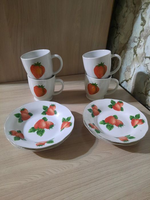 Сервизы бокалы тарелки