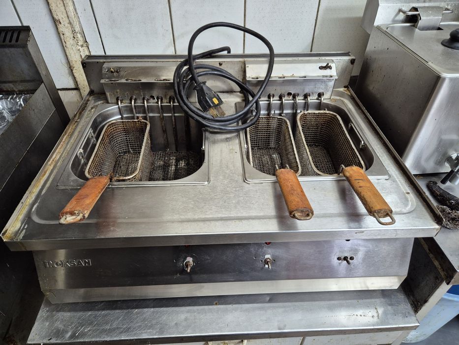 Професионален фритюрник 2х10л