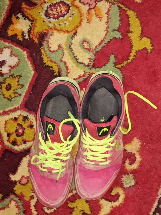 Продаются кроссовки для мальчиков