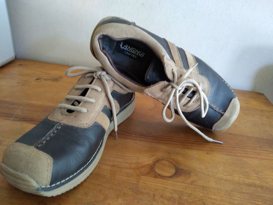 Обувки спортни с връзки