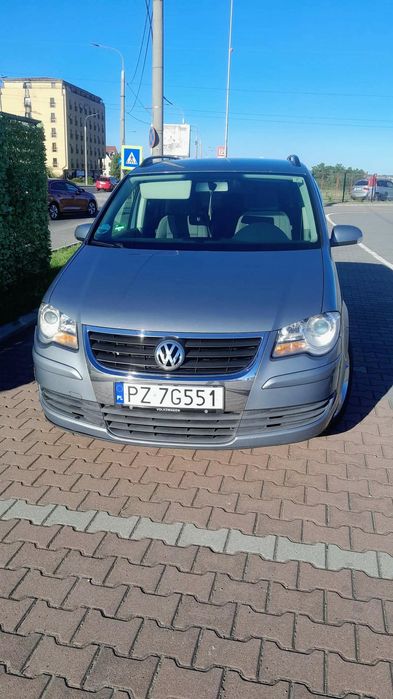VOLKSWAGEN Touran 0 — imagine 2