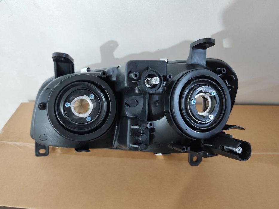 Фары хрустальный рав4