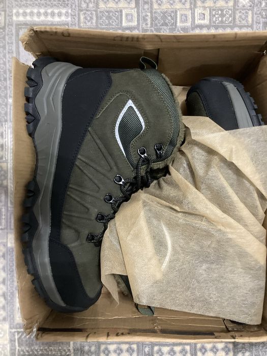 Продам ботинки на зиму