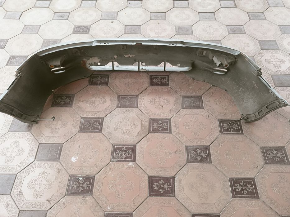 Тойота камри 10-15 бампер