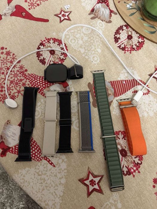 Apple watch ultra с каишки може и бартер за Airpods Max