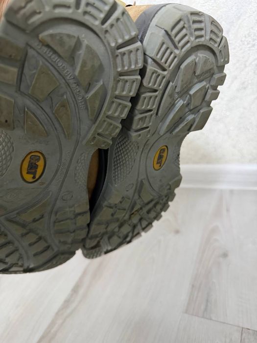 Мужские сапоги от Американского бренда САТ -46 размер.