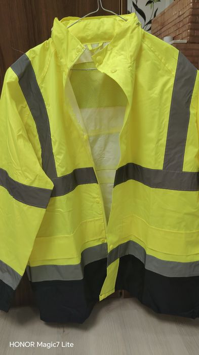 Geacă cu benzi reflectorizante subțire mărimea M