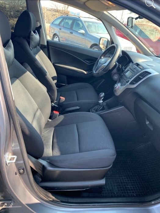 Продавам  Хюндай  ix20