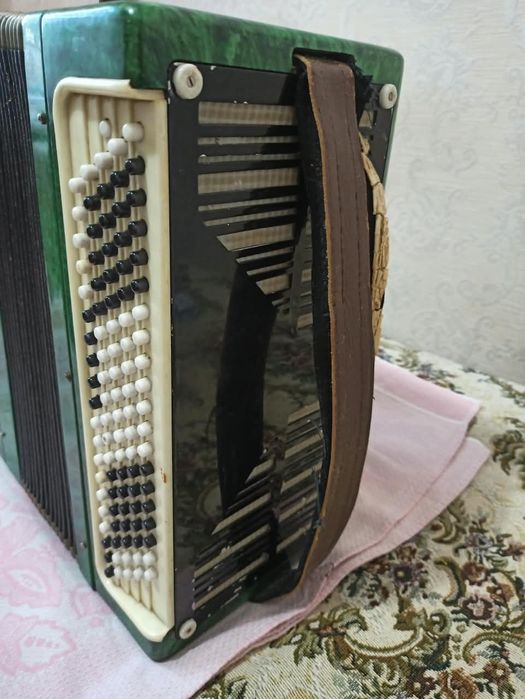Продам баян "Этюд"