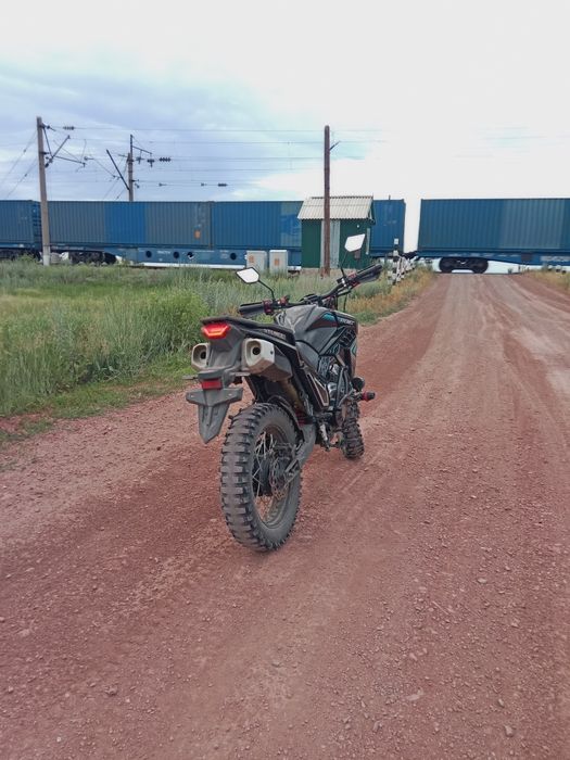 мотоцикл sycmcc300