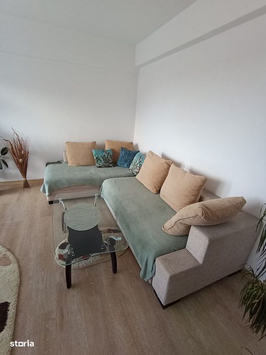 Zamca- zona cu verdeata. Apartament cu 2 camere decomandate