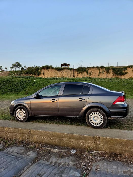 Opel Astra H 1.6 GPL 2011