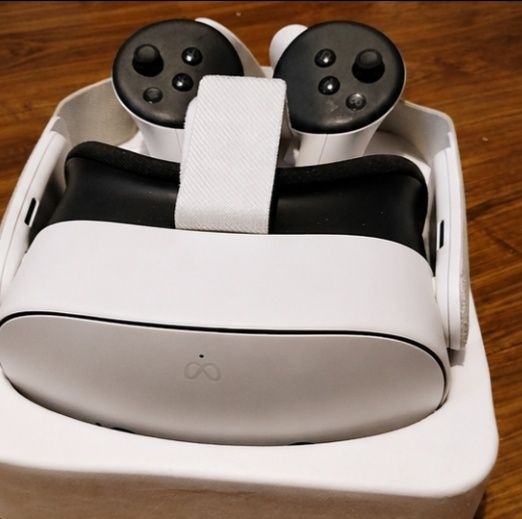 ochelari VR meta quest 3s