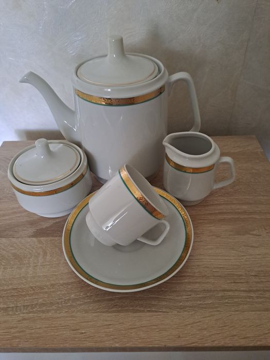 Порцеланов сервиз за кафе / чай