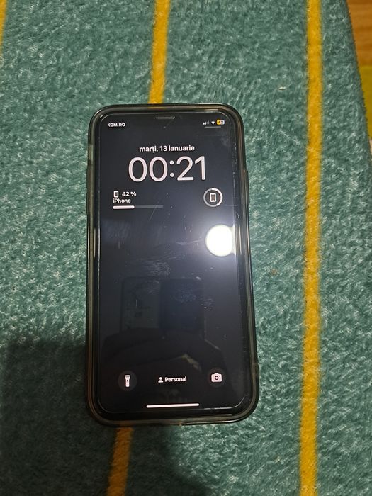 IPhone Xr aproape impecabil