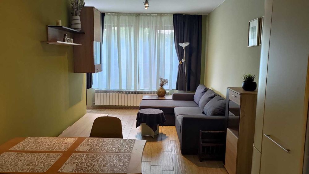 Дава се под наем Двустаен апартамент в София, Витоша - 65 кв.м за 440 € - Снимка #1