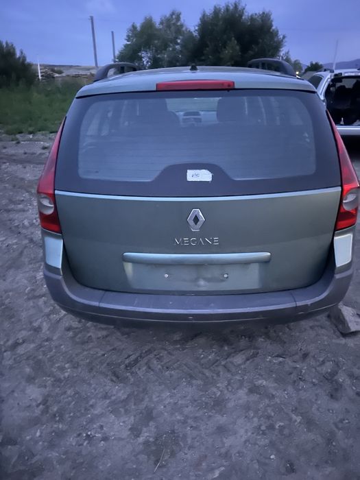 Dezmembrez Renault Megane 2