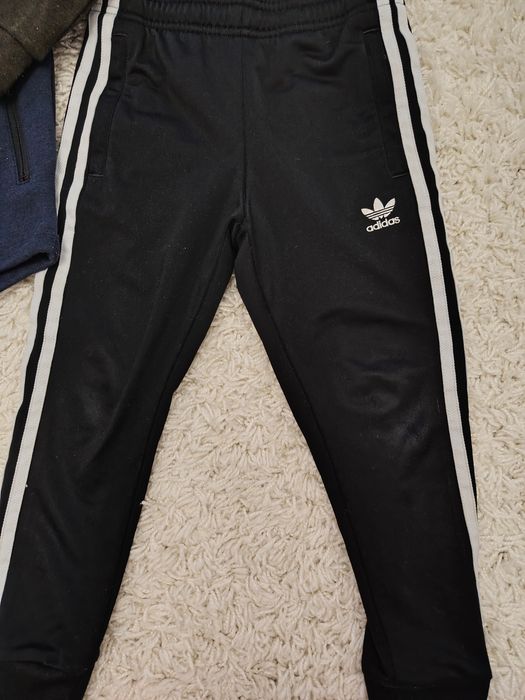 Trening adidas 5-6 ani plus rolling Grosse cadou