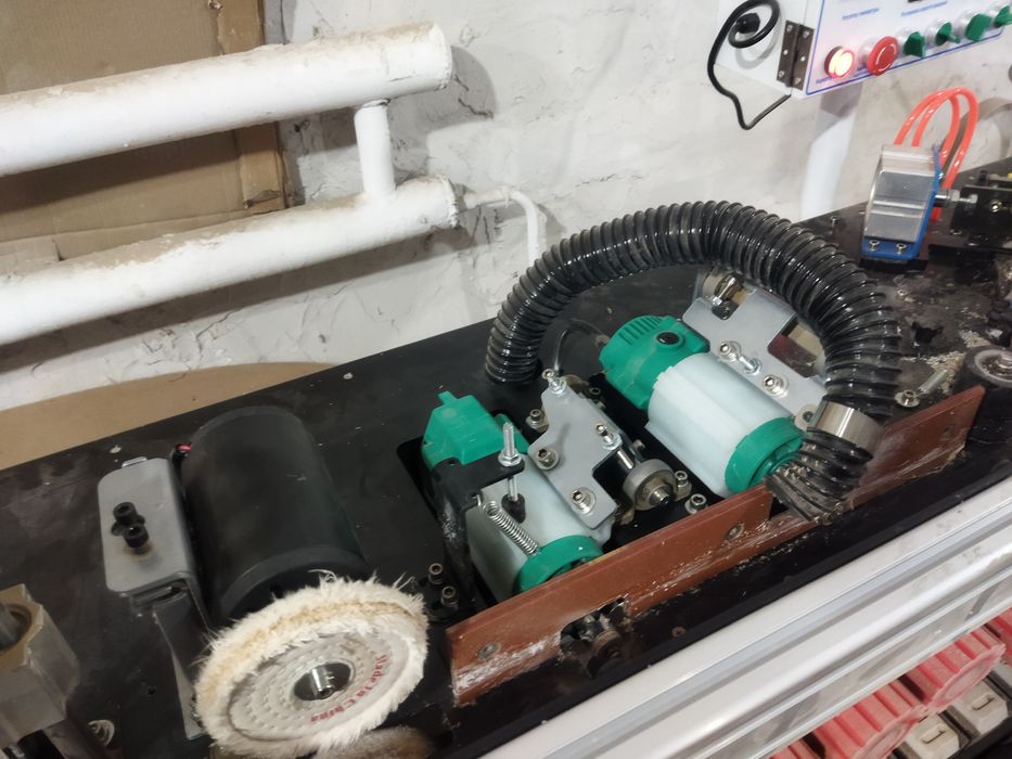 Продоется кромкооблицовочный станок