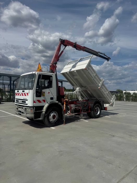 Basculanta Iveco cu macara 15 T