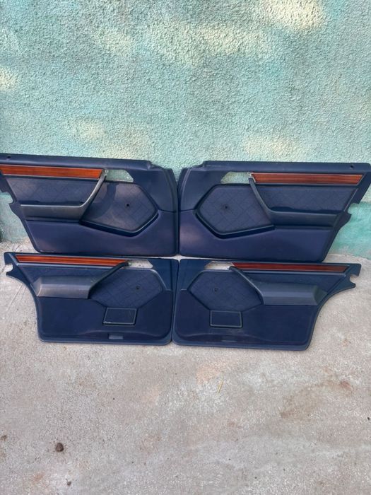 Обшивки дверей w124