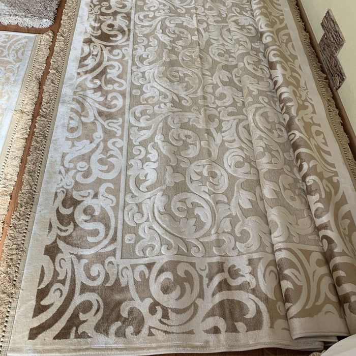 НОВЫЙ Ковёр 2.30х1.60.