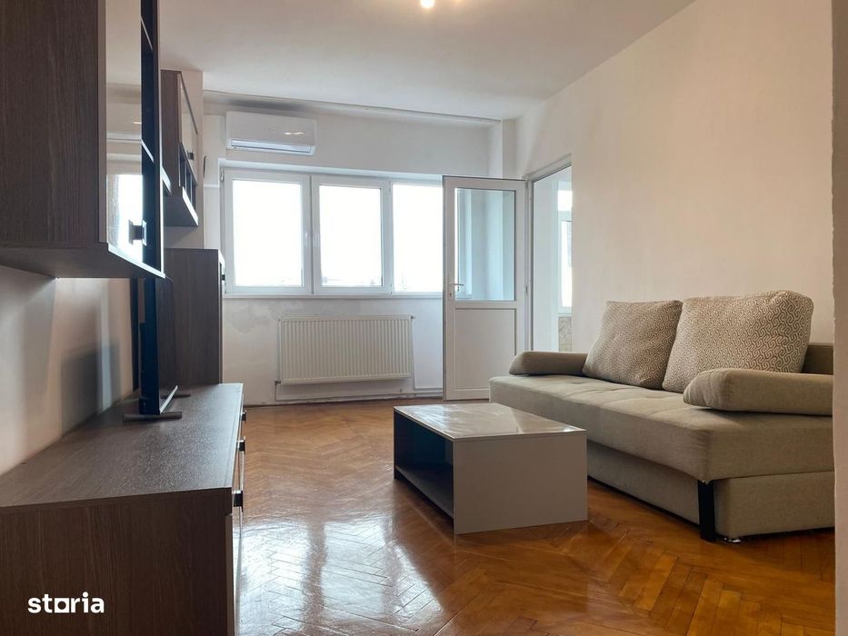 Închiriere apartament cu 4 camere, spatiu generos– Centru, Târgoviște