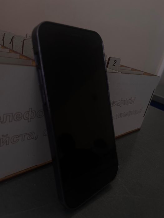 Продаю Айфон 12 Блэк 110000