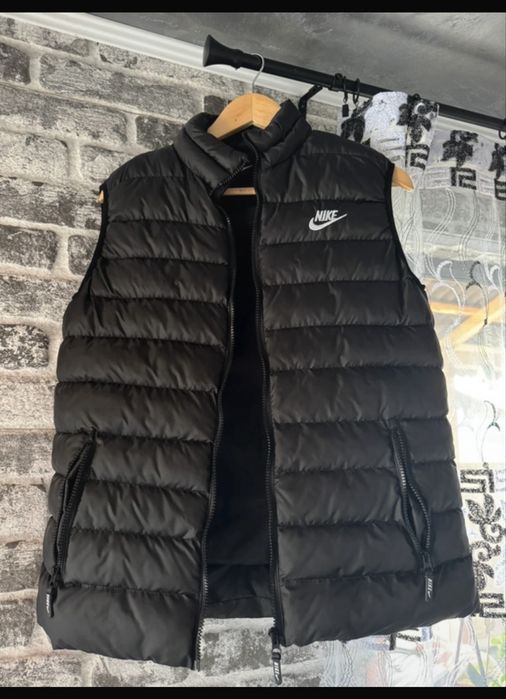 Vesta Nike originala