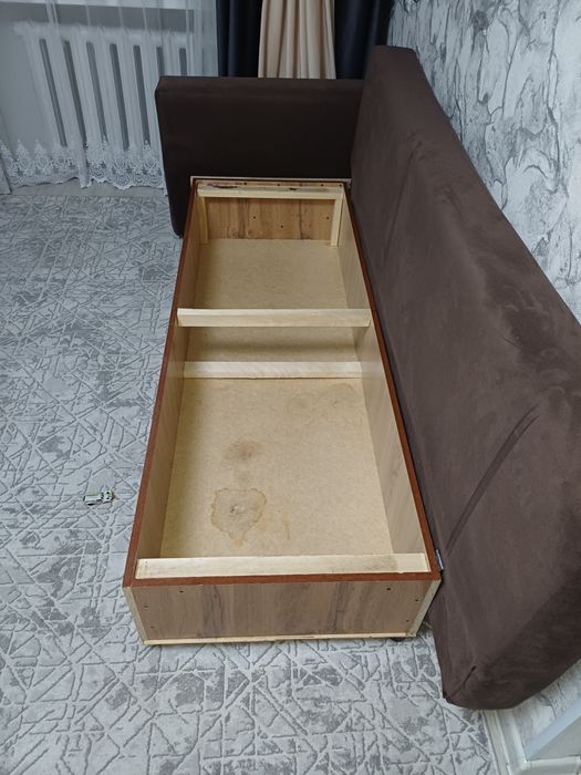 Тахта двухспалка