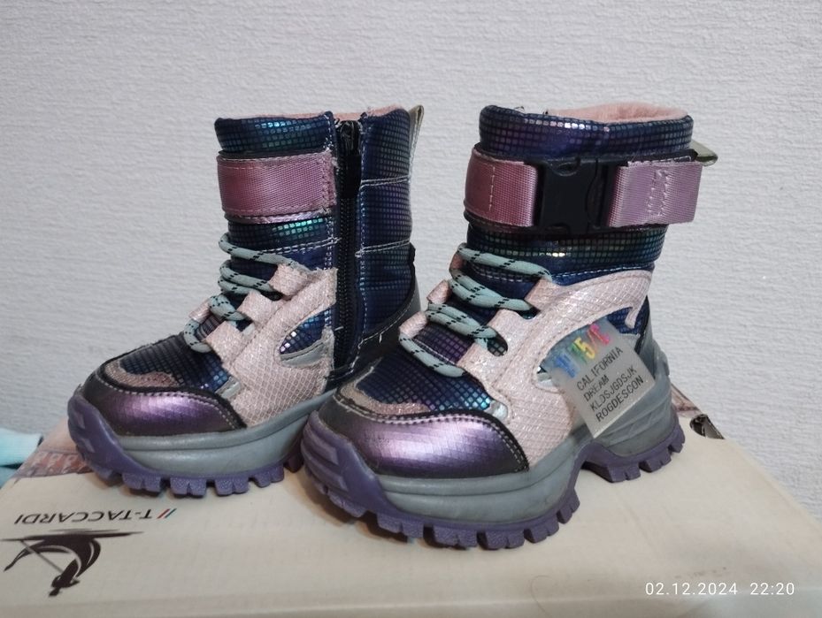 Зимние сапожки на девочку