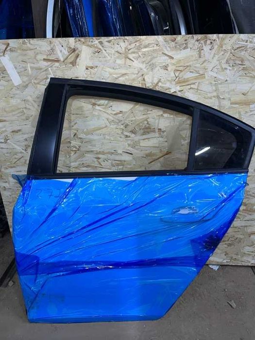 Дверь Chevrolet Cruze