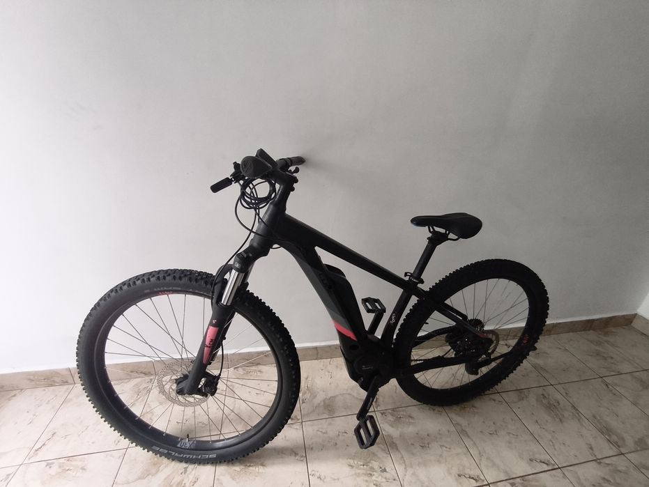 Vand bicicleta Cube access pro 500.