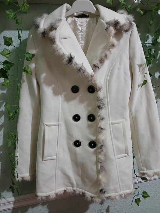 Turetski Jenski Palto