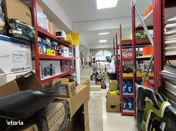 Centru, spatiu comercial 155 mp., front stradal 14 m.