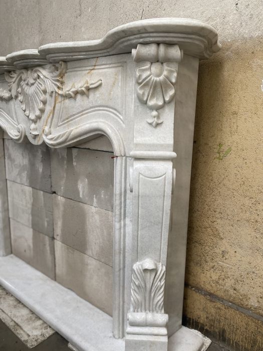 Камина от мрамор