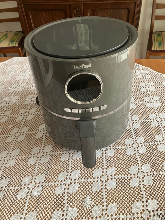 Tefal ultra fry air frier model EY111B15