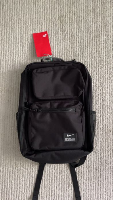 Новые рюкзаки Nike elite and utility