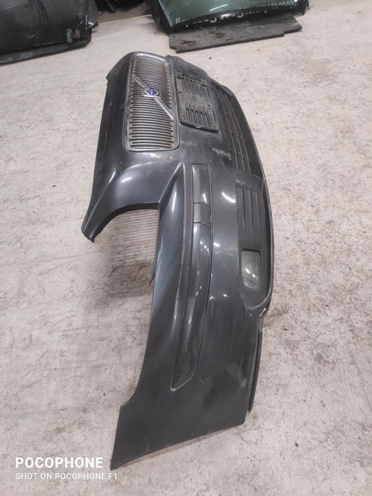 Предна броня Volvo V50 / Волво В50 2004г