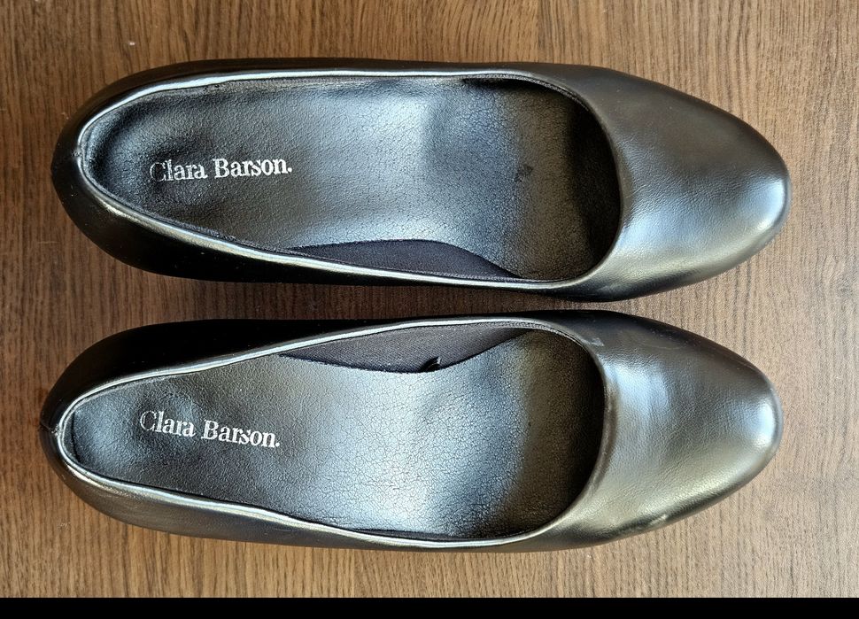 Дамски обувки на висок широк ток – Clara Barson
Продавам елегантни дам