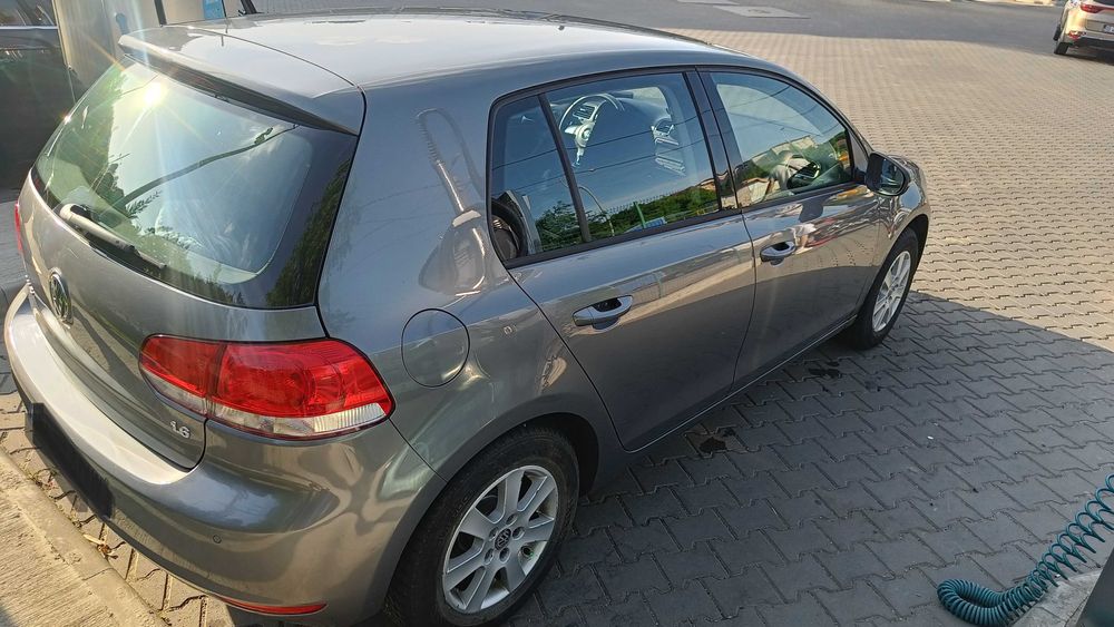 VOLKSWAGEN Golf 2010 — imagine 4