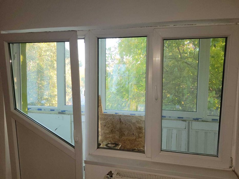 Geamuri termopan si usa balcon