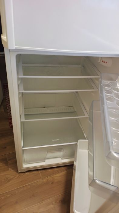 Frigider funțiinză perfect
