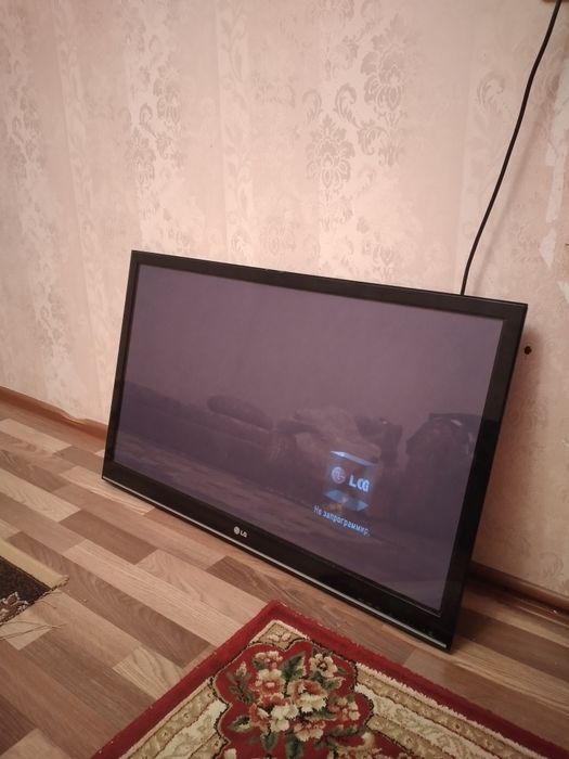 Продается телевизор LG