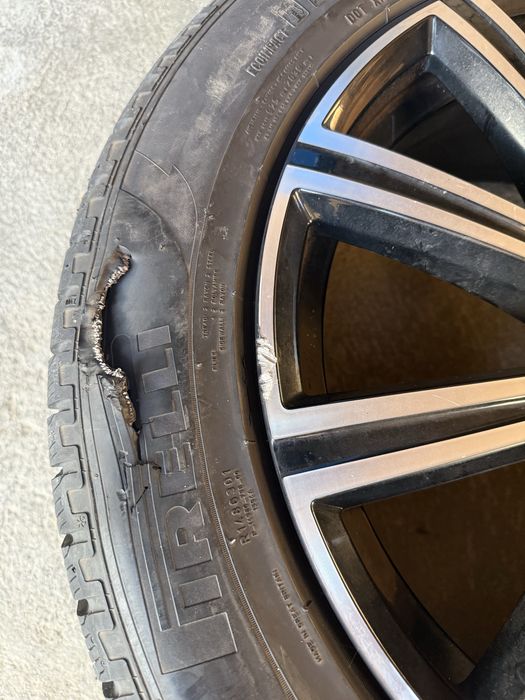 Roti Volvo 235/55 R19