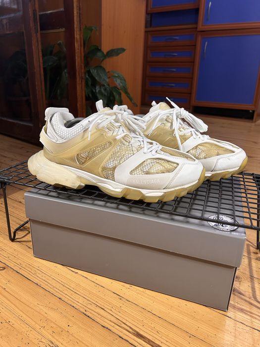 Balenciaga track clearsole